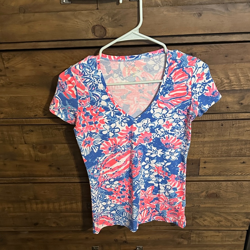 Lilly Pulitzer Pink and Blue Floral V-Neck Tee